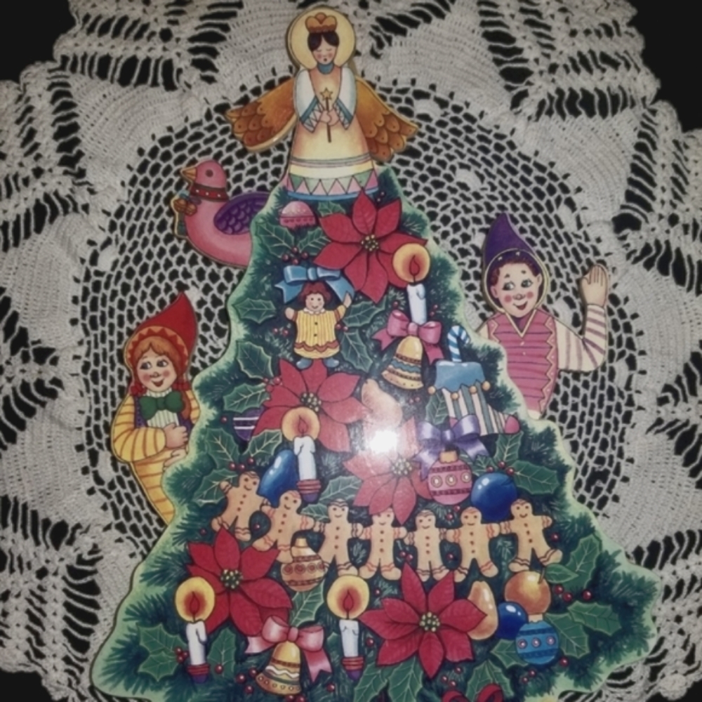Vintage Look Christmas Tree Wind Up Music Box